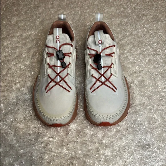 On CloudAway Running Shoe - Picture 3 of 10